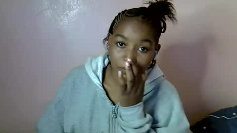 love online show from February 8, 2026, 9:18 pm