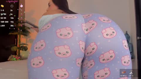 Snapshot of fay_miller2 chatting on December 16, 2024, 12:26 am welcome to my world  online show from December 16, 2024, 12:26 am