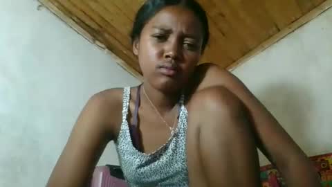 fayence09 online show from January 6, 2026, 11:58 am