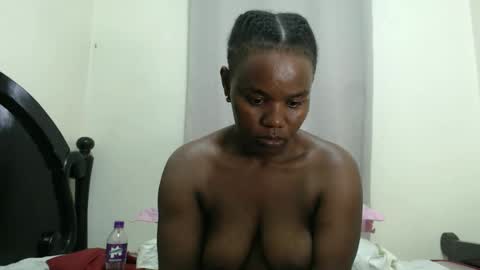 fayrie1 online show from September 17, 2025, 12:40 pm