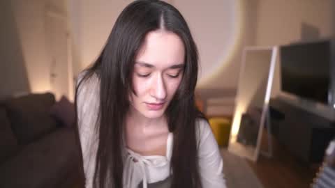Daniela online show from May 7, 2026, 1:05 pm