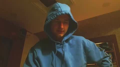 Snapshot of feelingverynaughty chatting on January 19, 2025, 12:17 am ask me online show from January 19, 2025, 12:17 am