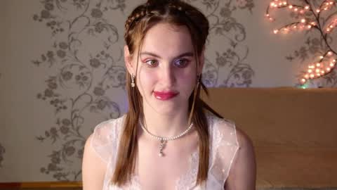 Frida online show from March 28, 2026, 7:35 pm