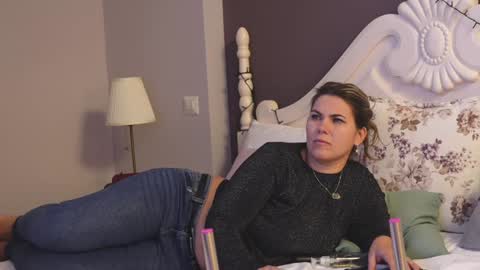 FeliciaKrige online show from January 8, 2025, 3:19 am