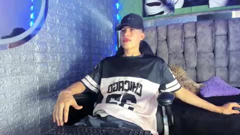 Snapshot of felipe_fiire chatting on May 25, 2026, 8:15 pm felipe fiire online show from May 25, 2026, 8:15 pm