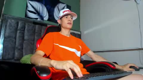 Snapshot of felipe_fiire chatting on June 20, 2026, 7:38 pm felipe fiire online show from June 20, 2026, 7:38 pm