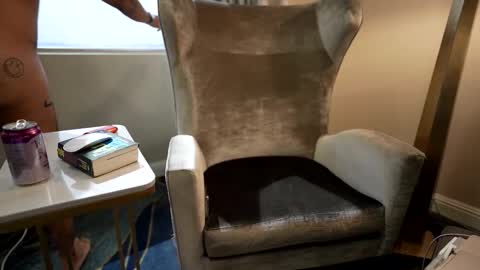 Felix Candela  online show from April 19, 2026, 5:34 pm