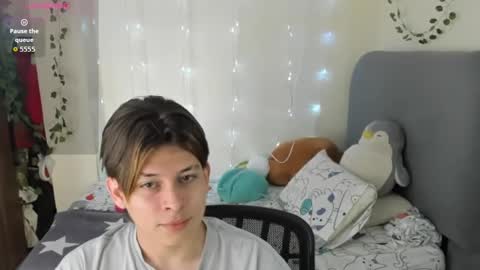 Felix leex online show from November 26, 2025, 7:48 pm