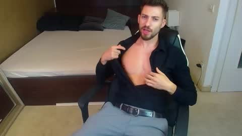 Snapshot of felixrook chatting on July 15, 2026, 4:07 am FelixRook online show from July 15, 2026, 4:07 am