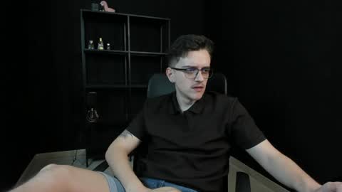 FelixStark online show from May 12, 2026, 5:37 am