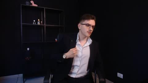 FelixStark online show from May 25, 2026, 5:24 am