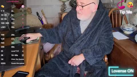 Adam online show from December 3, 2025, 8:12 am