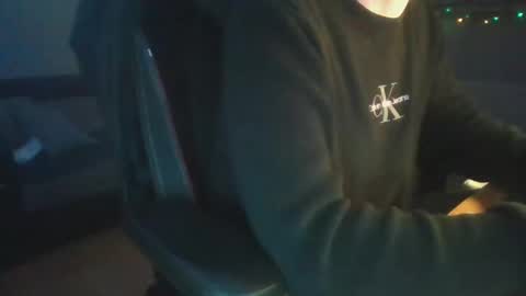 fem_alice_louis_dom online show from December 8, 2024, 6:17 pm