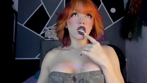 fem_boy6 online show from November 27, 2025, 9:11 am