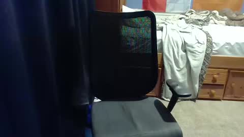 Snapshot of femboyangel chatting on December 9, 2024, 5:07 am femboyangel online show from December 9, 2024, 5:07 am