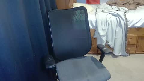 Snapshot of femboyangel chatting on January 23, 2025, 5:56 am femboyangel online show from January 23, 2025, 5:56 am