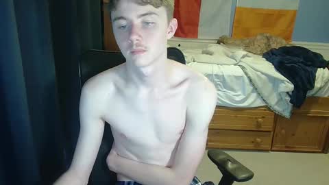 Snapshot of femboyangel chatting on February 7, 2025, 7:49 pm femboyangel online show from February 7, 2025, 7:49 pm