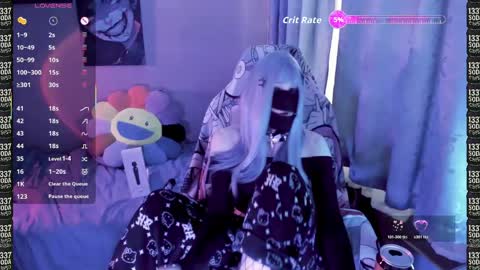 Snapshot of femboymatthew chatting on May 5, 2026, 7:27 am FemboyMatthew online show from May 5, 2026, 7:27 am