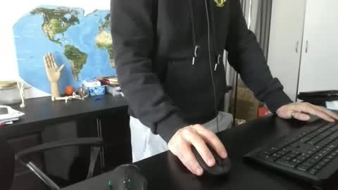 Snapshot of femdomsubby chatting on December 18, 2024, 12:54 am femdomsubby online show from December 18, 2024, 12:54 am