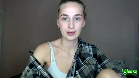 Femke online show from April 23, 2026, 8:55 pm