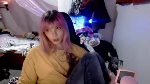 Snapshot of fempue chatting on March 25, 2026, 8:42 am fempue online show from March 25, 2026, 8:42 am