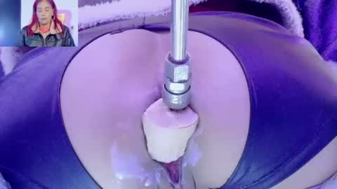 Snapshot of fenixox333 chatting on July 12, 2026, 11:45 am stefannia online show from July 12, 2026, 11:45 am