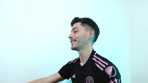 FeniXtream online show from December 16, 2024, 7:32 pm