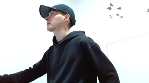 FeniXtream online show from December 21, 2024, 12:06 pm