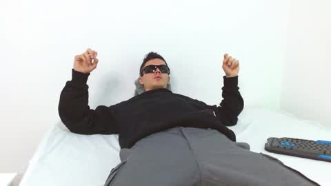 FeniXtream online show from January 3, 2025, 4:06 pm