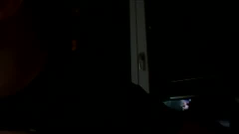 ferdl1988_1 online show from February 15, 2026, 11:01 pm