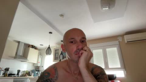 FerLuciDaddy online show from June 18, 2026, 9:14 am