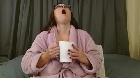 Snapshot of fern_verdant chatting on December 3, 2025, 2:52 am Call me Fern online show from December 3, 2025, 2:52 am