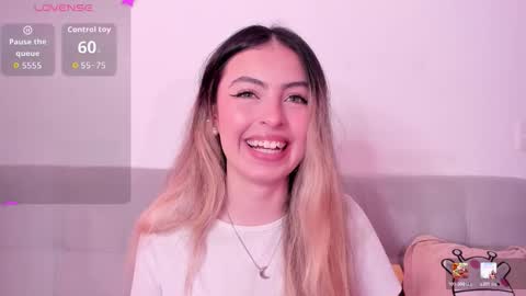 fernanda  online show from February 16, 2026, 2:13 pm