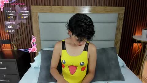 Snapshot of fernanda_indie chatting on January 29, 2025, 12:02 pm F E R N A N D A online show from January 29, 2025, 12:02 pm