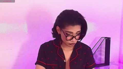 fernanda online show from May 12, 2026, 3:47 am