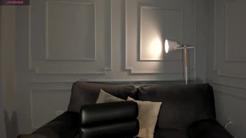 FER  online show from November 15, 2025, 10:45 am