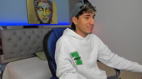 FER PHOENIX online show from March 29, 2026, 3:39 am