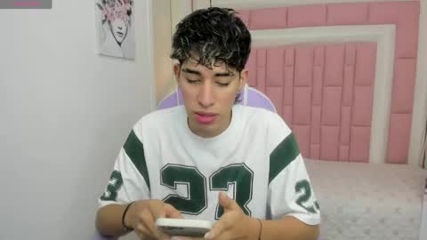 FER PHOENIX online show from April 23, 2026, 3:30 am