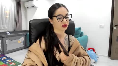 Snapshot of fetishcatalea chatting on January 15, 2025, 8:58 pm Catalea DM online show from January 15, 2025, 8:58 pm