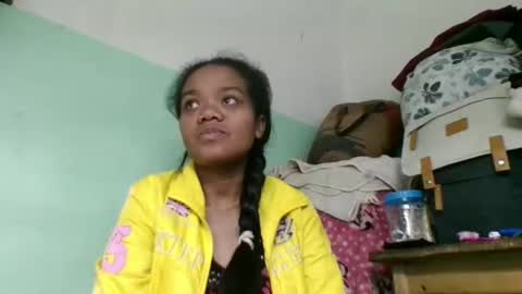 Snapshot of fetranialdy chatting on September 28, 2025, 4:29 am fetranialdy online show from September 28, 2025, 4:29 am