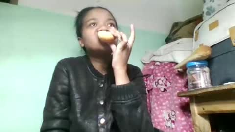 Snapshot of fetranialdy chatting on October 6, 2025, 4:21 am fetranialdy online show from October 6, 2025, 4:21 am