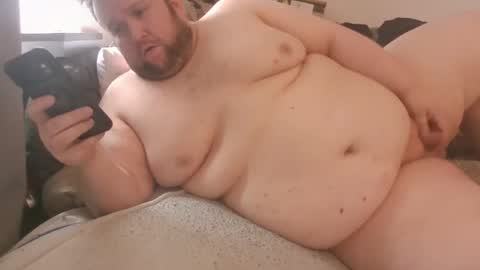 Snapshot of fettebifotze28h chatting on May 7, 2026, 2:55 pm Cow Sow online show from May 7, 2026, 2:55 pm