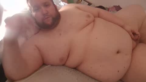Snapshot of fettebifotze28h chatting on May 9, 2026, 3:06 pm Cow Sow online show from May 9, 2026, 3:06 pm