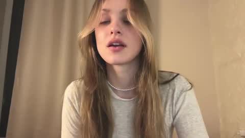 Lisa online show from February 20, 2025, 12:57 pm