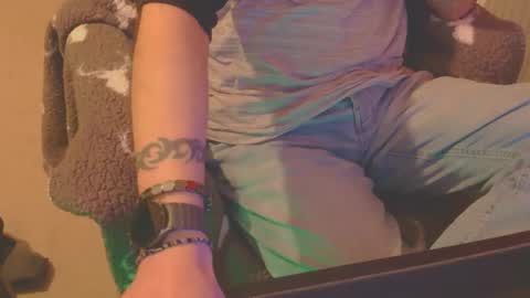 Snapshot of ffys2025 chatting on January 8, 2026, 9:17 pm ffys2025 online show from January 8, 2026, 9:17 pm