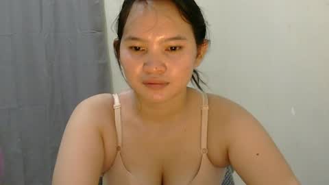 Snapshot of fhwilloughbyxx chatting on July 1, 2026, 12:07 pm fhwilloughbyxx online show from July 1, 2026, 12:07 pm
