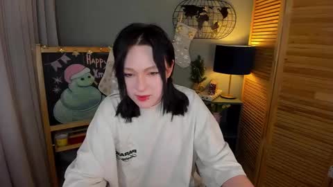 fiamoory online show from January 4, 2025, 8:28 am