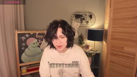 fiamoory online show from January 7, 2025, 7:31 am