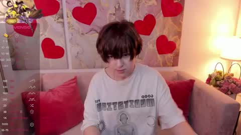 fiamoory online show from February 17, 2025, 7:37 am