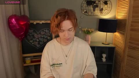 fiamoory online show from March 3, 2025, 7:43 am